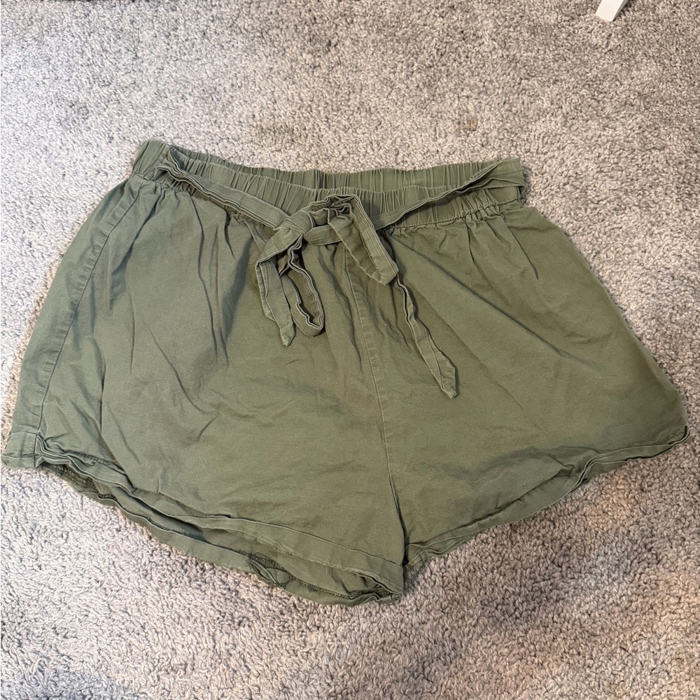 Zaful Olive Green High-Waist Paperbag Shorts with Tie